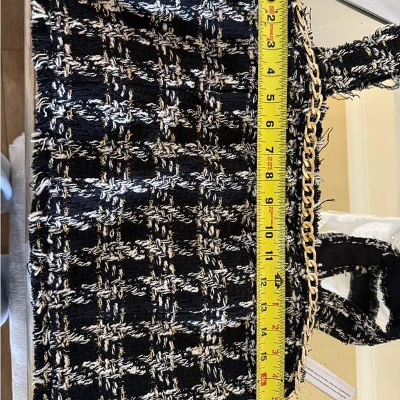 NWT Alice and Olivia CORALIE TOP + ELANA SKIRT in Black & White Set - Picture 12 of 16